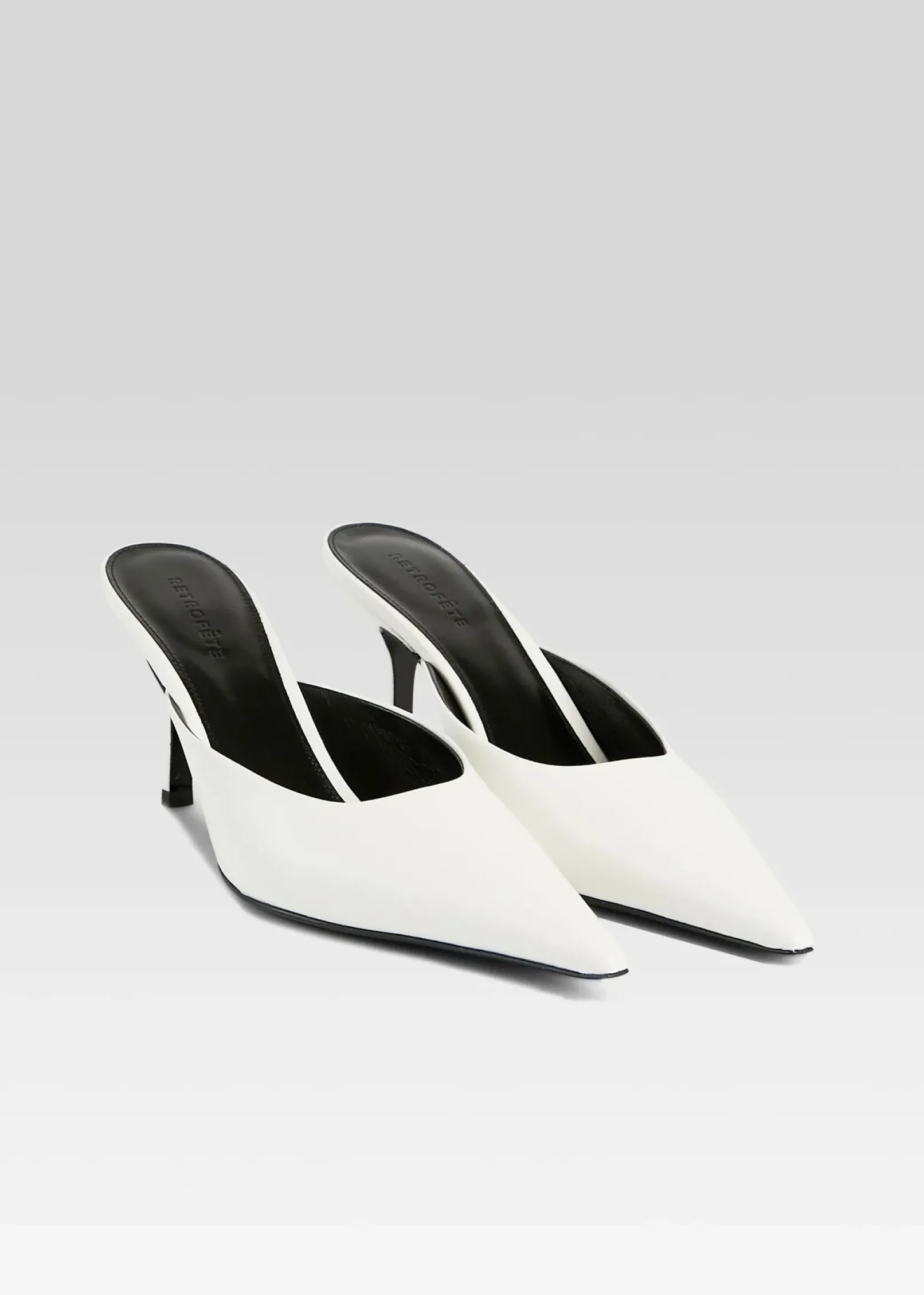 Hot Daphne Mule Coming Soon
