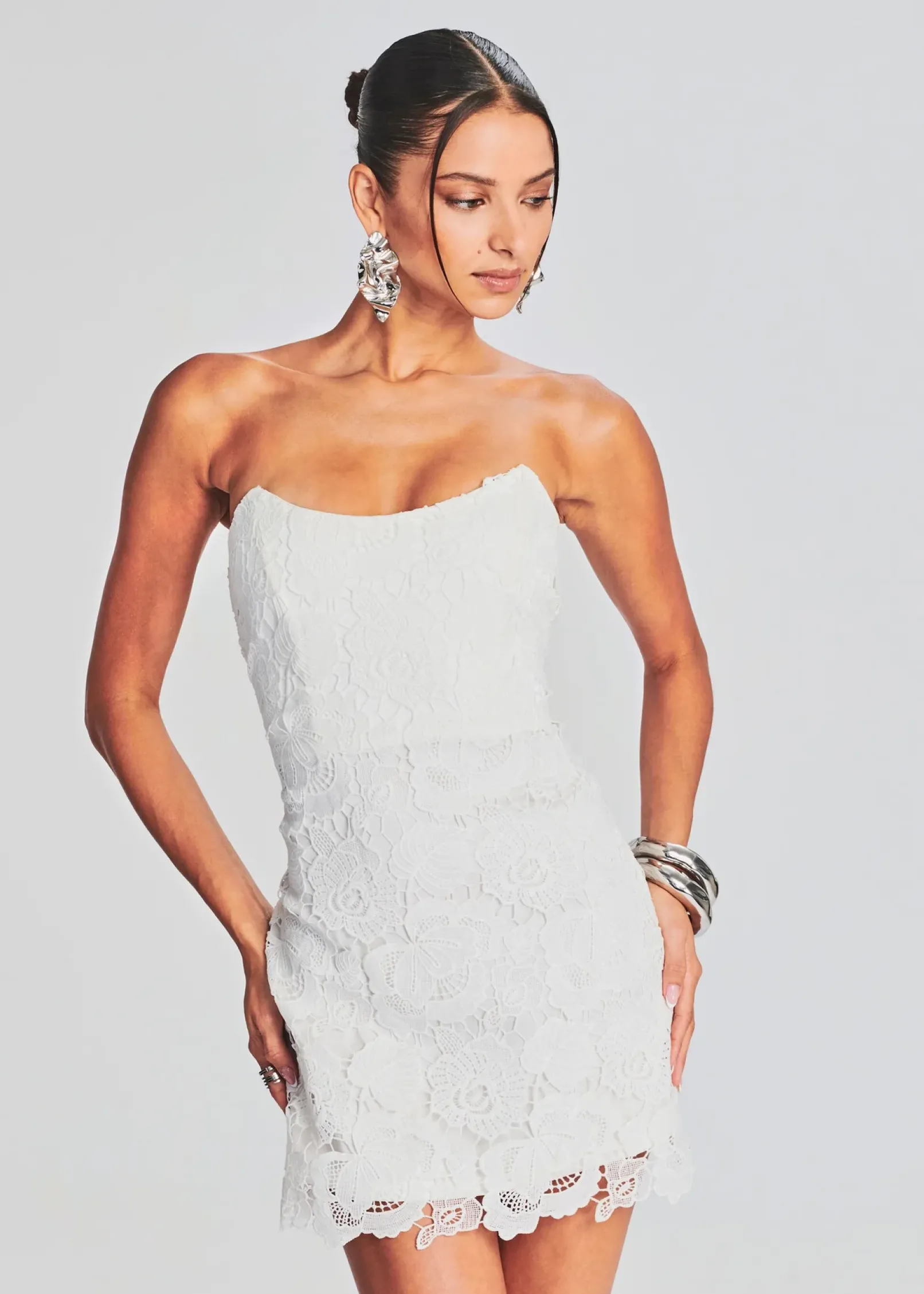 Cheap Eliza Lace Strapless Mini Dress Honeymoon Looks