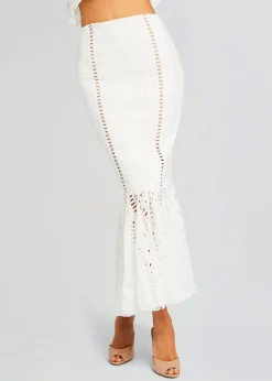 Best Fray Long Skirt Honeymoon Looks