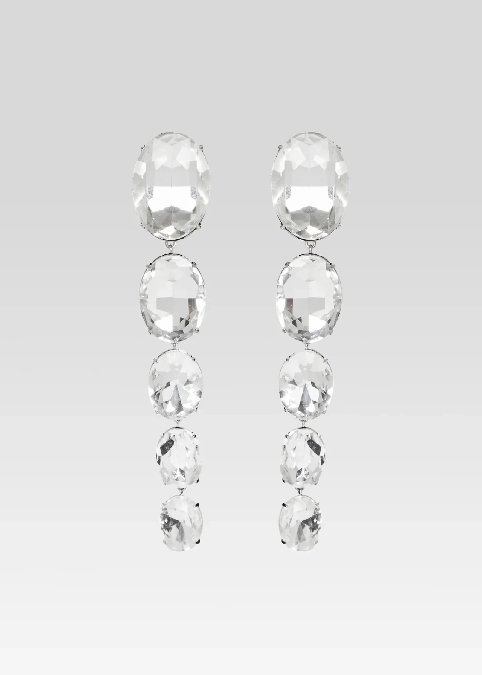 Best Lyla Earring Guest Of