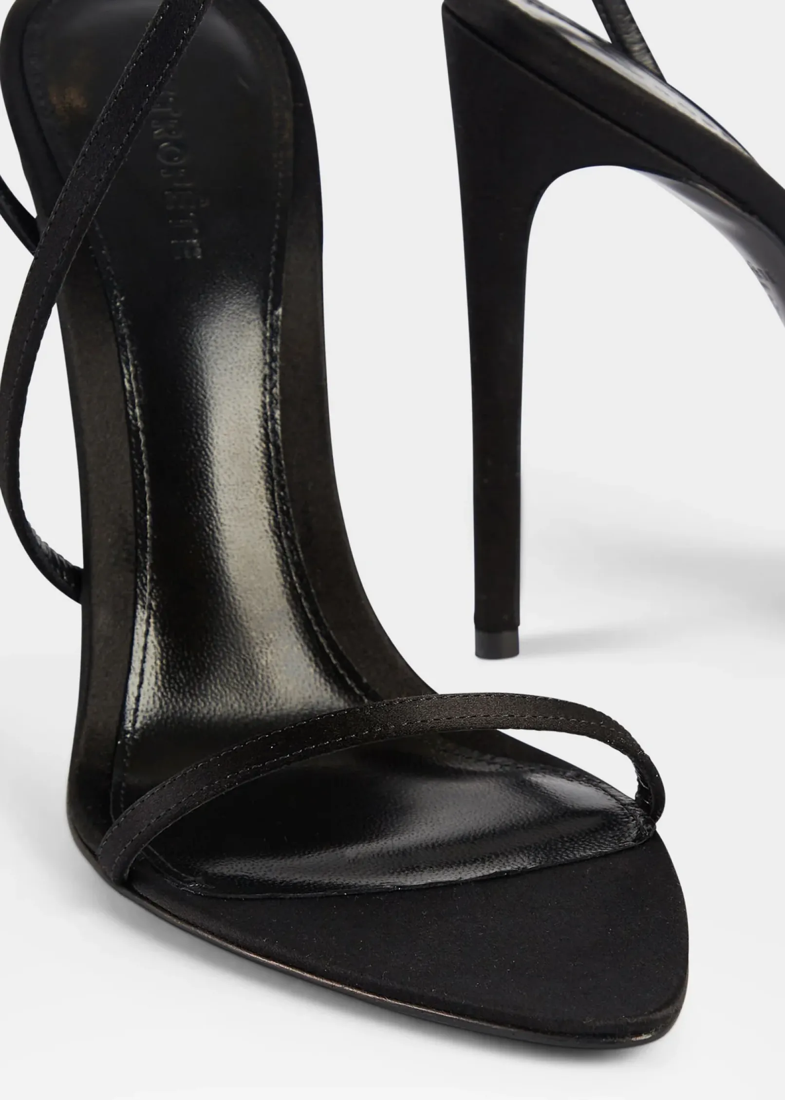 Store Naomi Sandal Business Chic