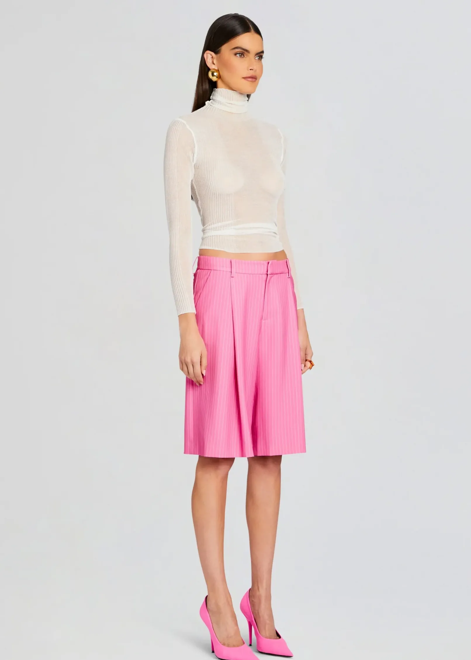 Cheap Pearl Short Exclusively Ours