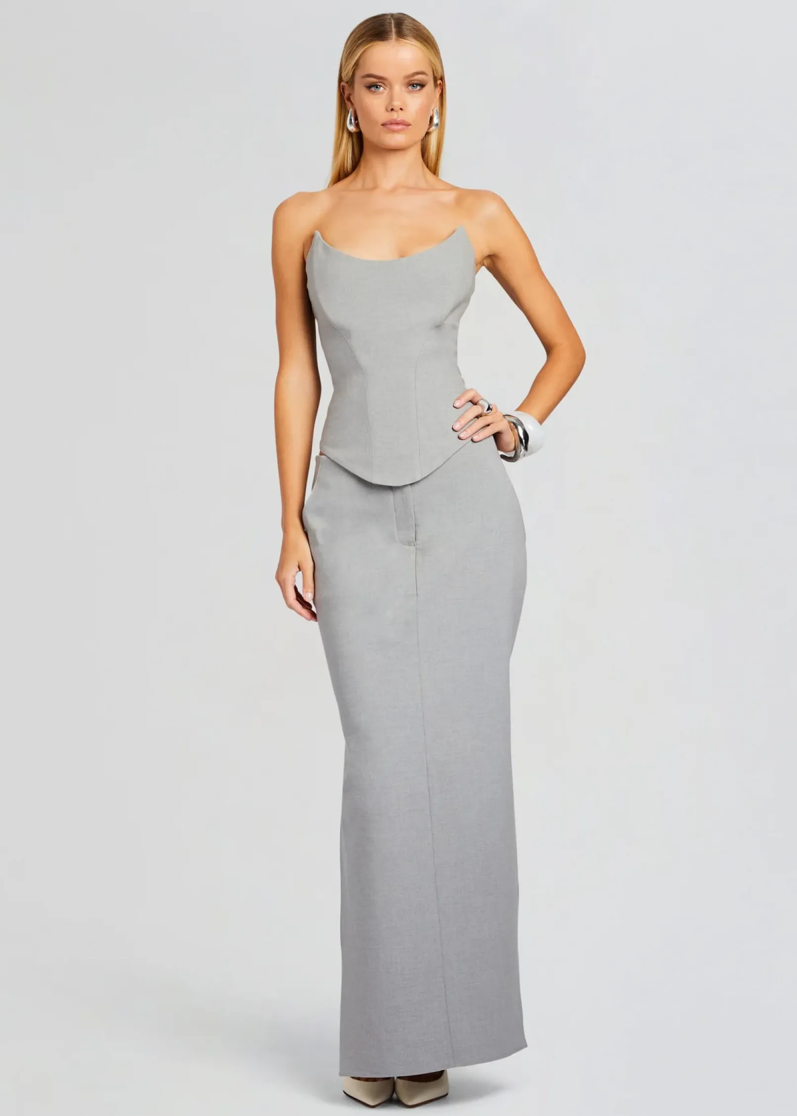 Discount Rylie Wool Skirt Business Chic