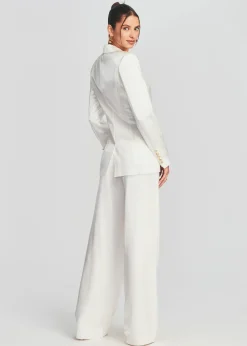 Hot Saige Blazer Honeymoon Looks