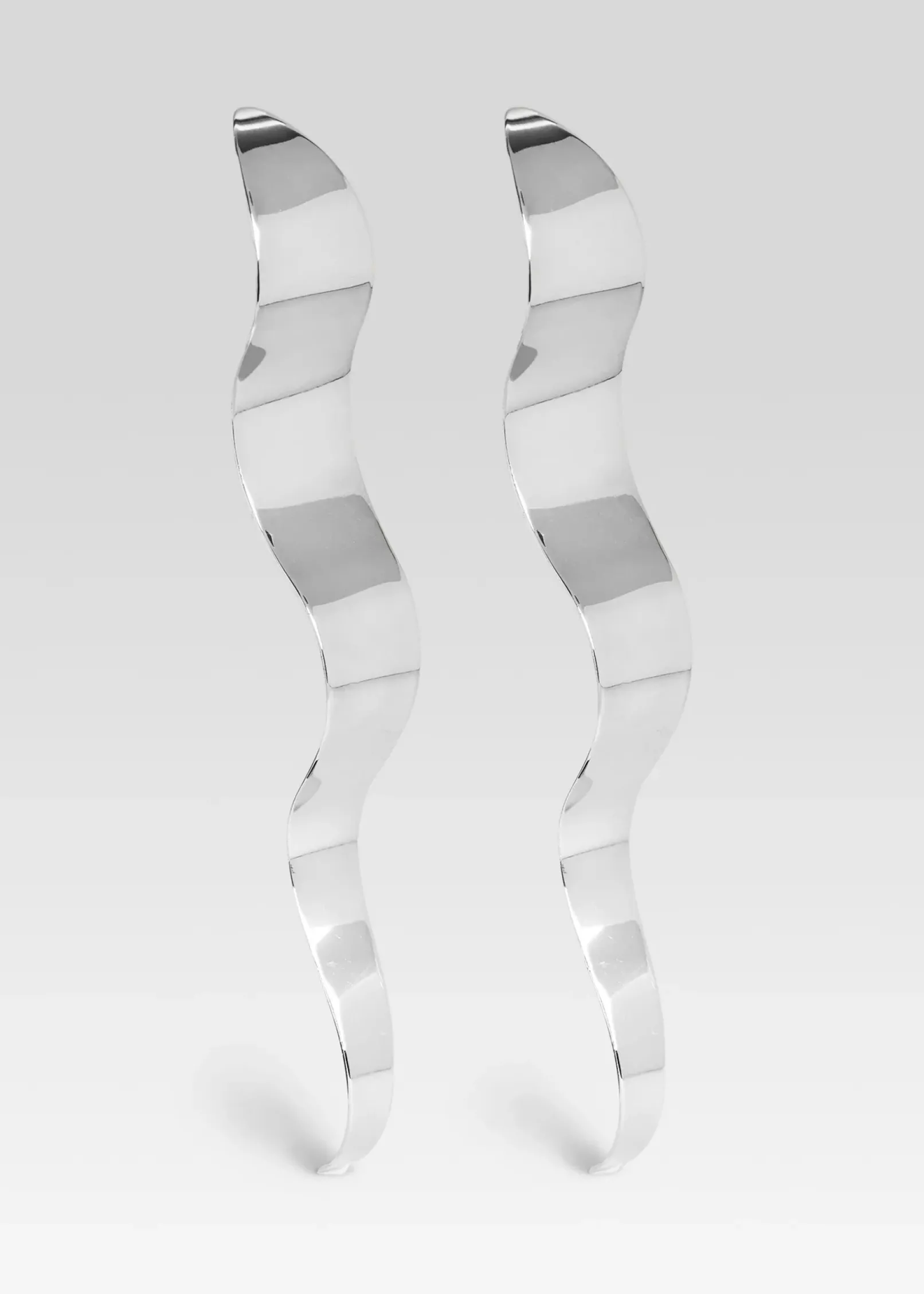 Outlet Wavy Earring Coming Soon